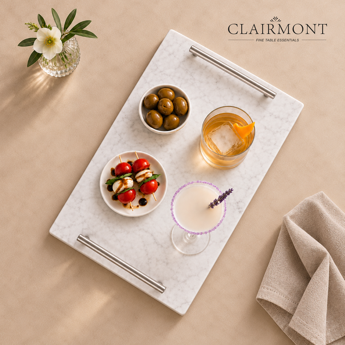 Bandeja de Mármol Blanco con Asas Plateadas Clairmont 1 un