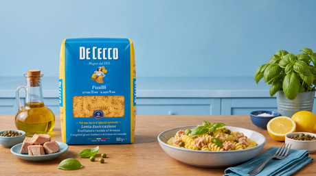 Fusilli con atún, alcaparras y albahaca | Kiosclub