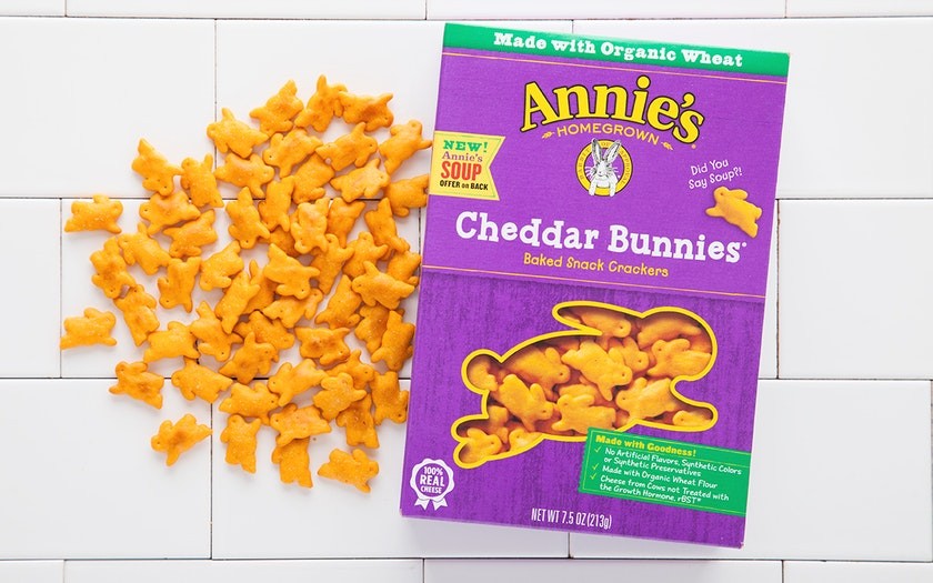 Galletas Conejitos Queso Cheddar Annie's 28 g