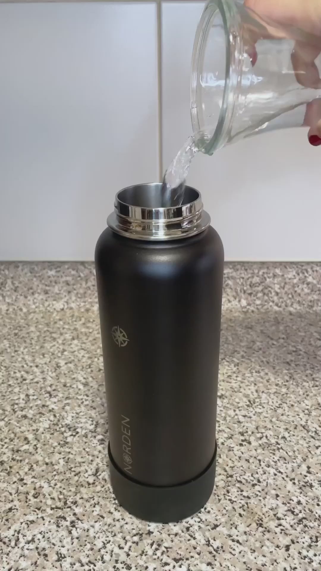 Botella Insulada Flask Black 1200 ml Norden 1 un