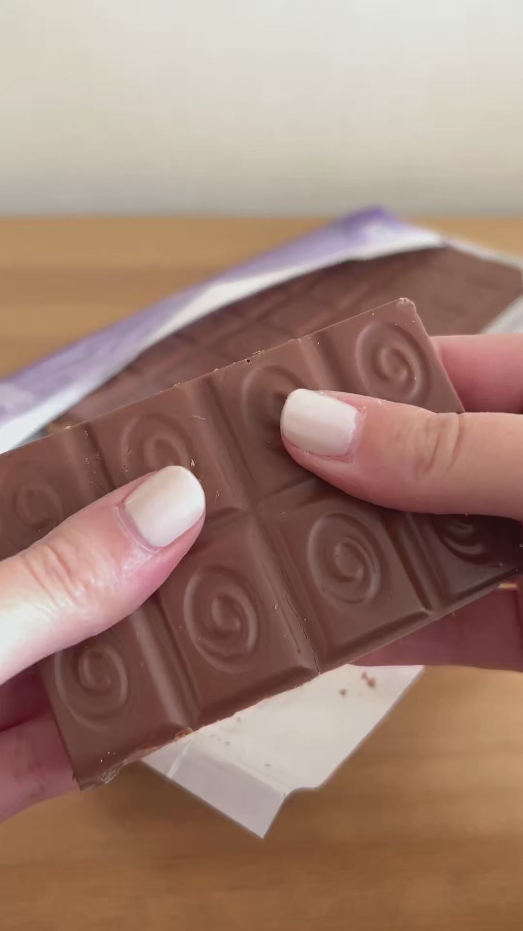 Chocolate Nussini Wafer Milka 270 g