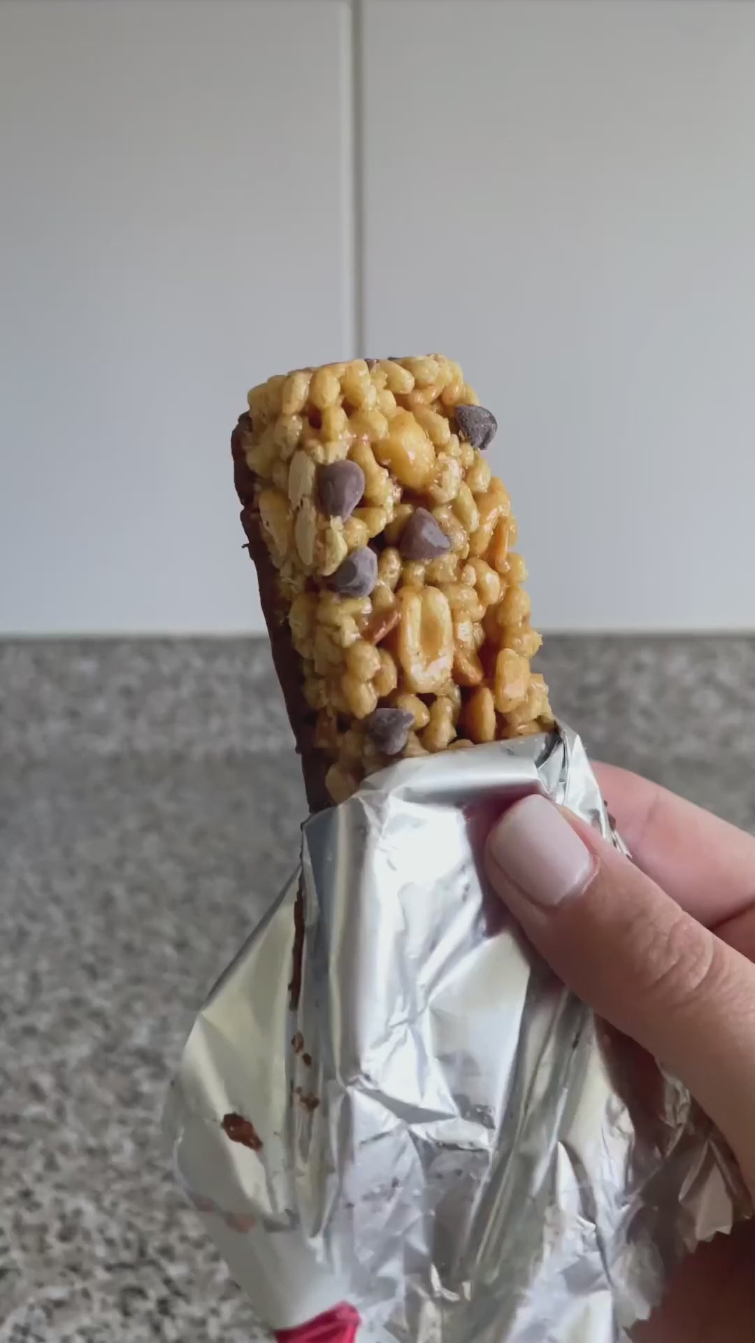 Barritas de Proteína con Mantequilla de Maní y Chips de Chocolate Chewy Kirkland 42 un x 40 g