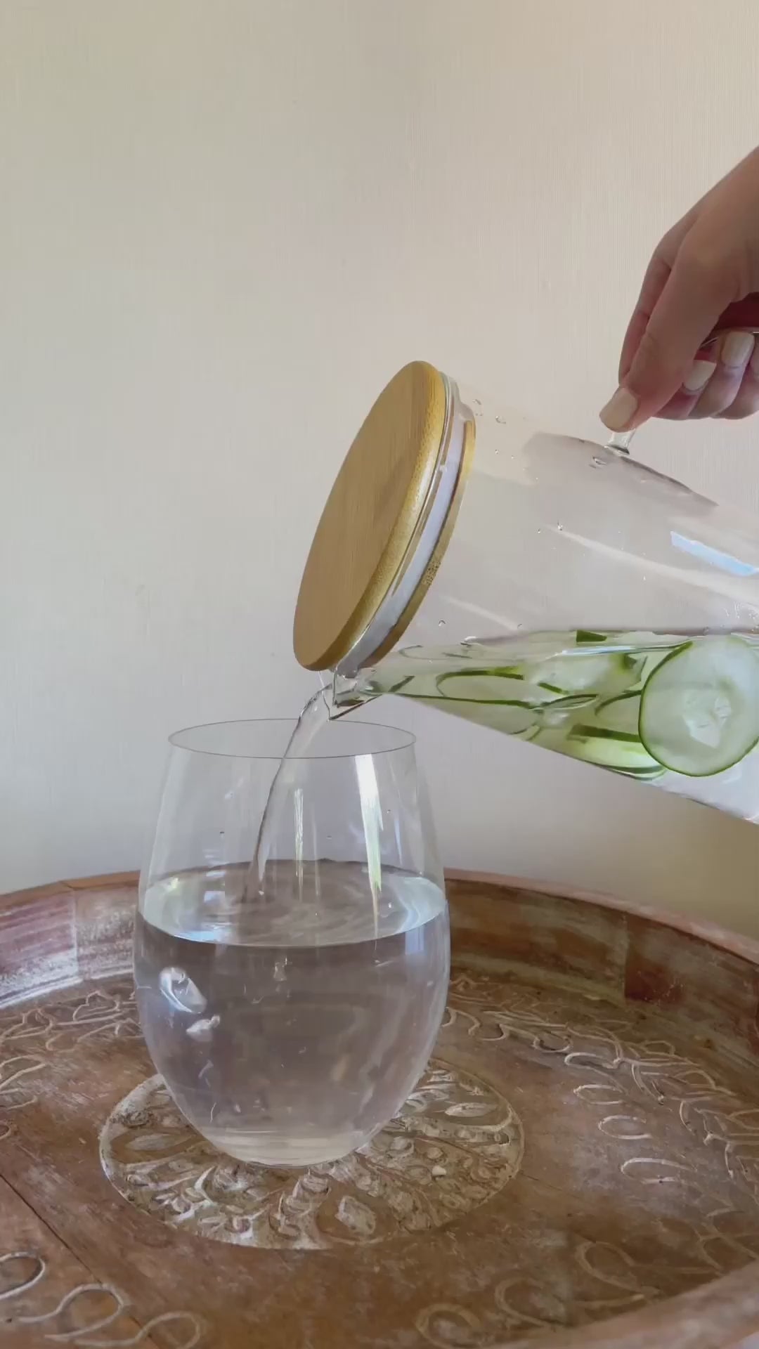 Jarro Vidrio con Tapa 1.4 L Home Logics 1 un