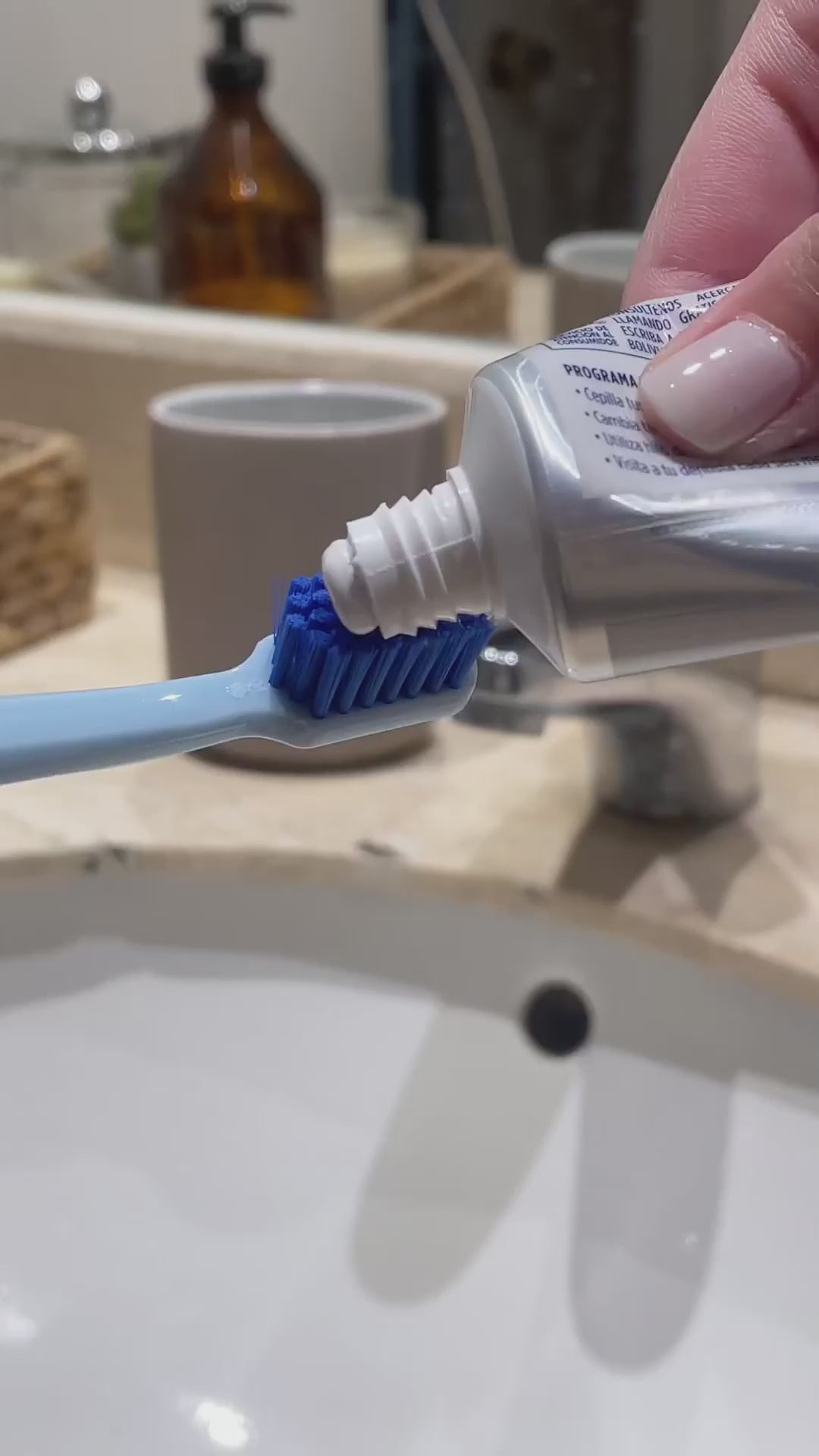 Pack 4 un. Cepillo de Dientes Zenty Advanced Ultra-Soft 1 un