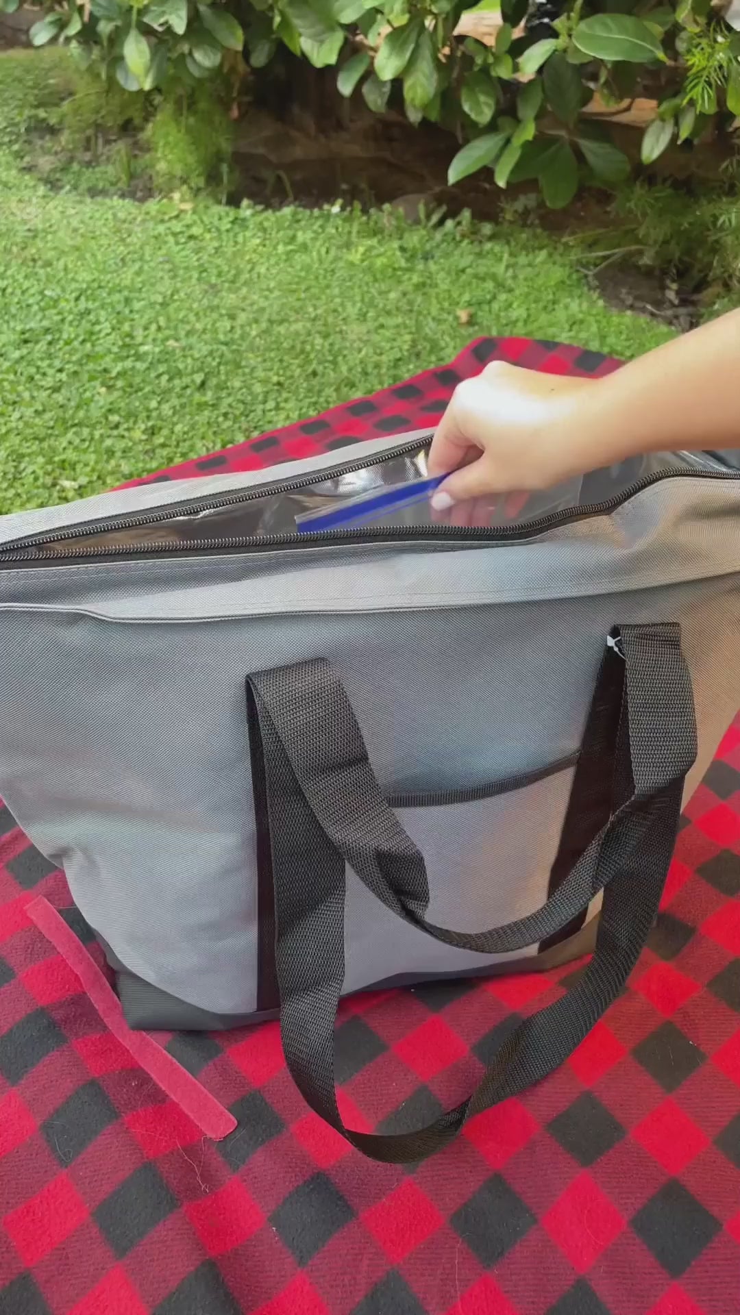Bolso Cooler Gris 17.5 L KiosClub 1 un