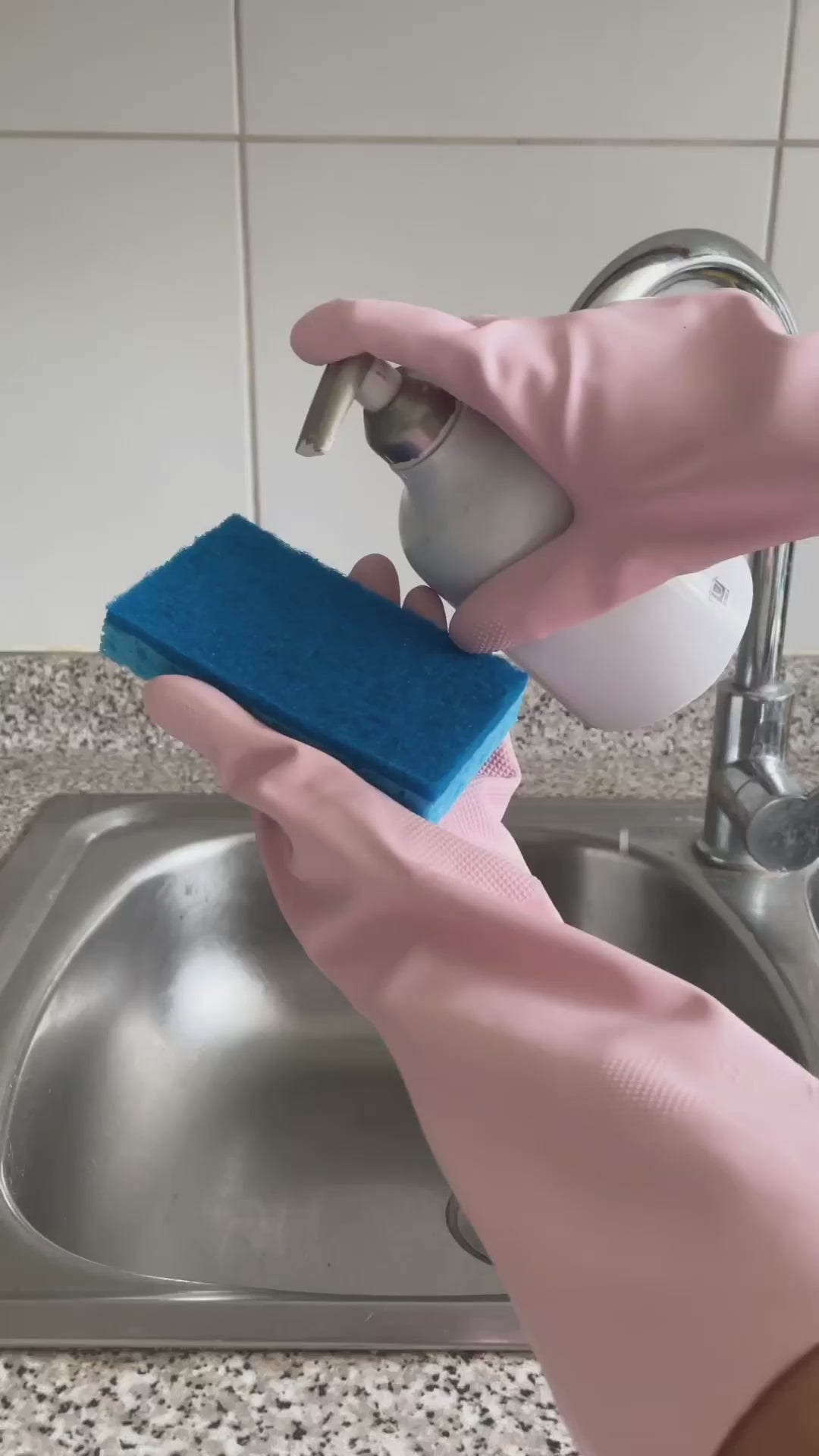 Guantes de Cocina Latex Talla M/8 Rosados Clynder 1 un